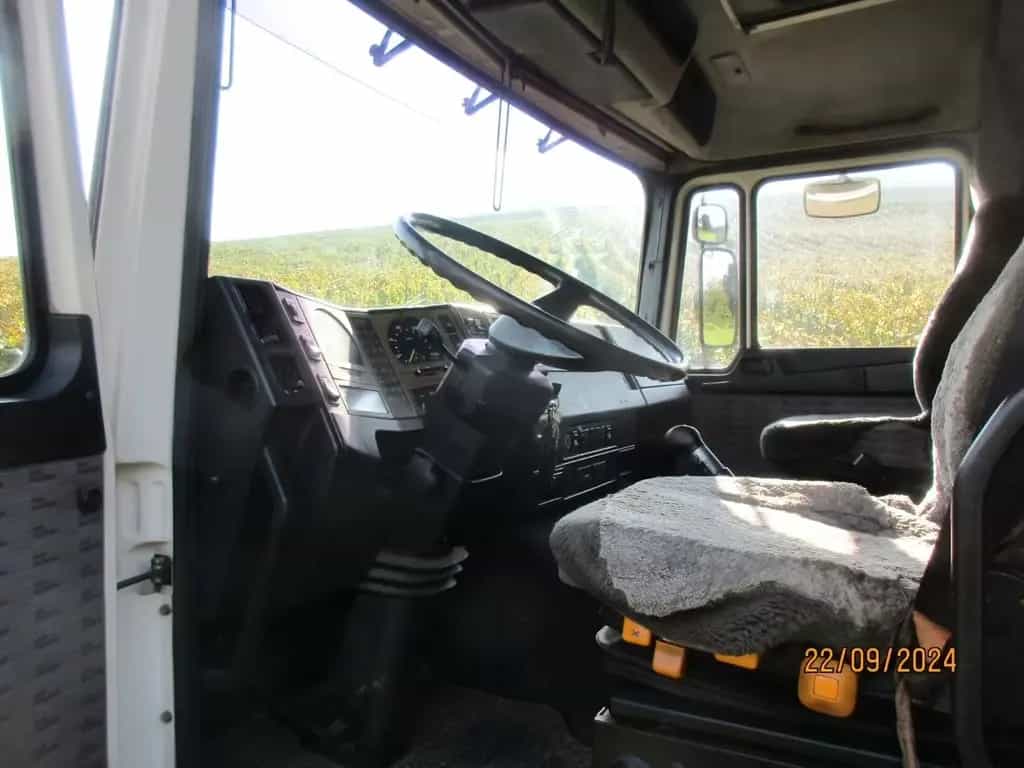 MAN Other 12-232 Bj. 1992 Oldtimer-Lkw mit PritschenAufbau 06/1992-photo-6