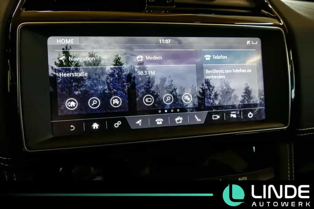 Jaguar F-Pace R-Sport AWD |AHK|NAVI|LED|RFK|CARPLAY|20" 11/2018-photo-13