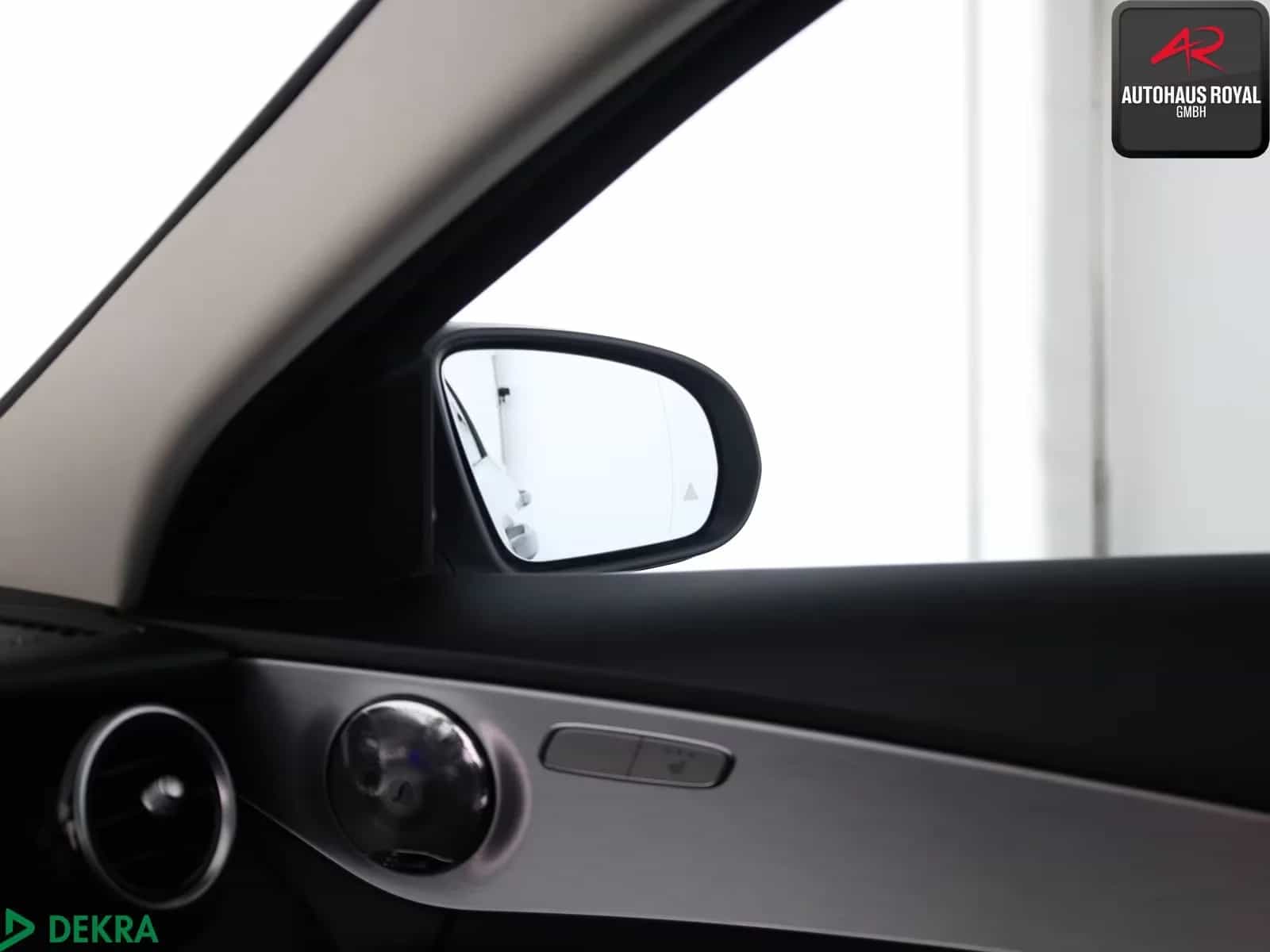 Mercedes-Benz C-Class 220 11/2019-photo-23