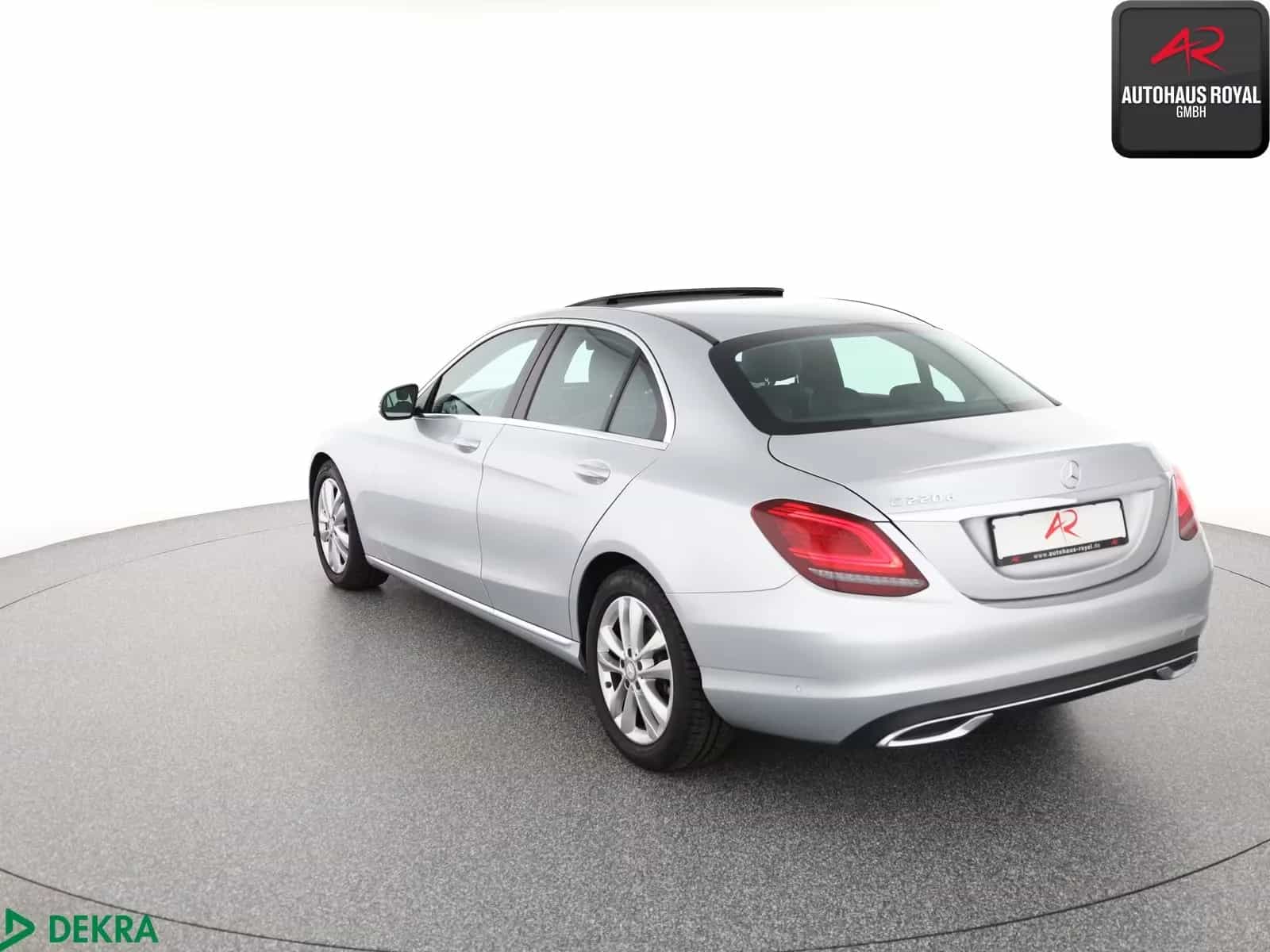 Mercedes-Benz C-Class 220 11/2019-photo-3