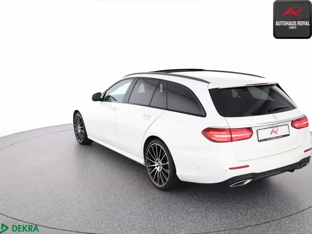 Mercedes-Benz E 250 T AMG NIGHT MULTIBEAM,360GRAD,KEYLESS,PANO 03/2018-photo-2