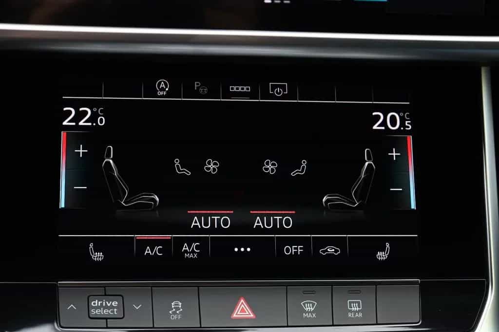 Audi A6 Avant 40 TDI sport/ S Line /ACC/B&O/ 07/2022-photo-29