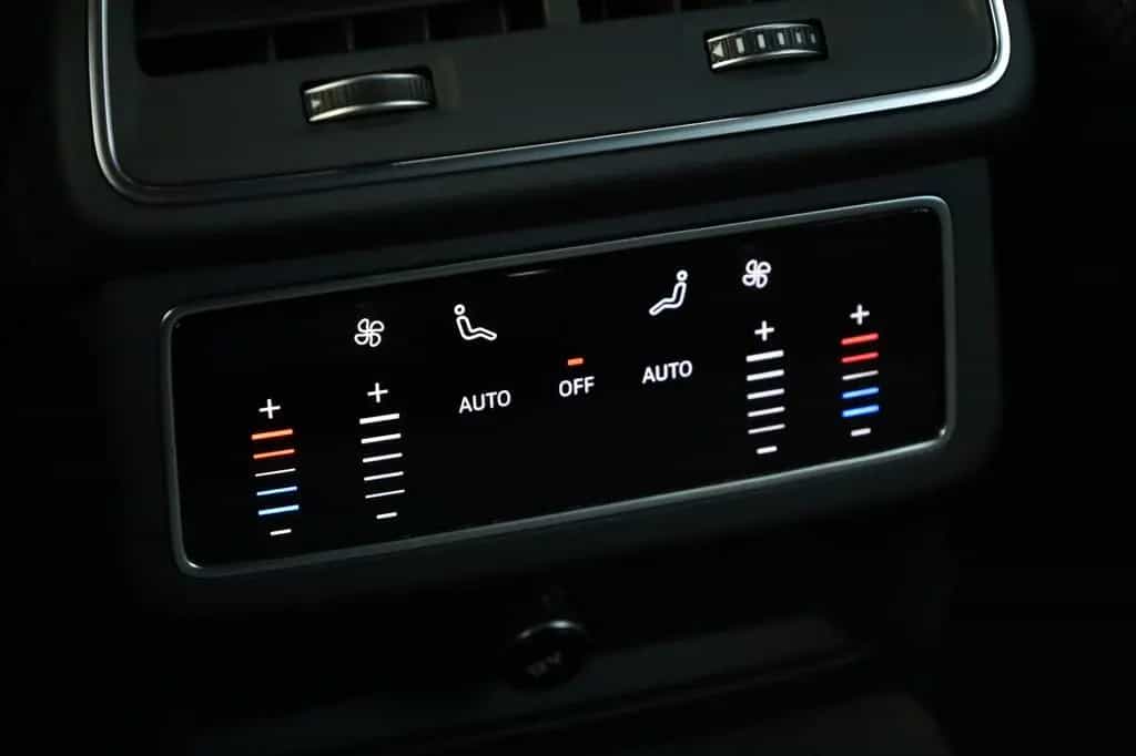 Audi A6 Avant 40 TDI sport/ S Line /ACC/B&O/ 07/2022-photo-37