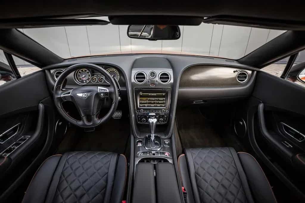 Bentley Continental GTC V8 S Ceramic Carbon 07/2016-photo-32