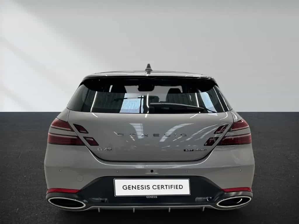 Genesis G70 Shooting Brake Luxus 4WD 8 Gang 11/2023-photo-6