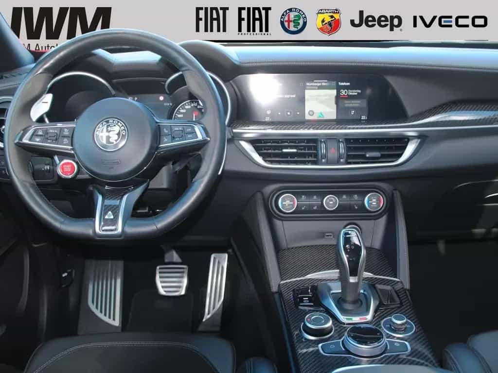 Alfa Romeo Stelvio 2.9 V6 Quadrifoglio Q4 PANO-Dach 04/2021-photo-14