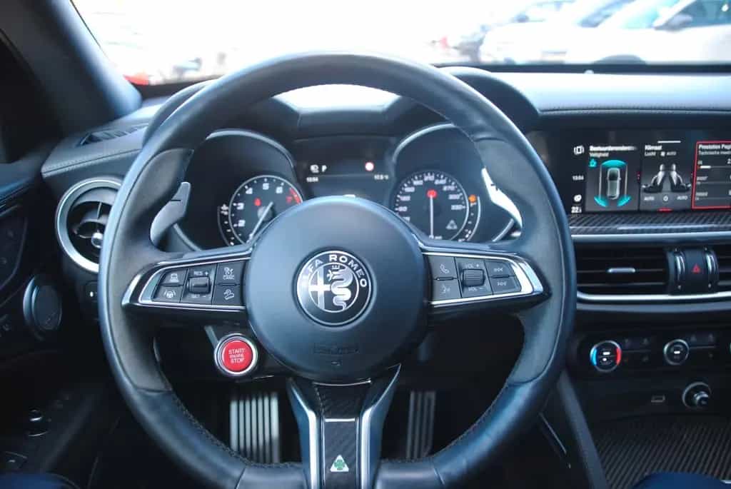 Alfa Romeo Stelvio 2.9 V6 Quadrifoglio Q4 PANO-Dach 04/2021-photo-19