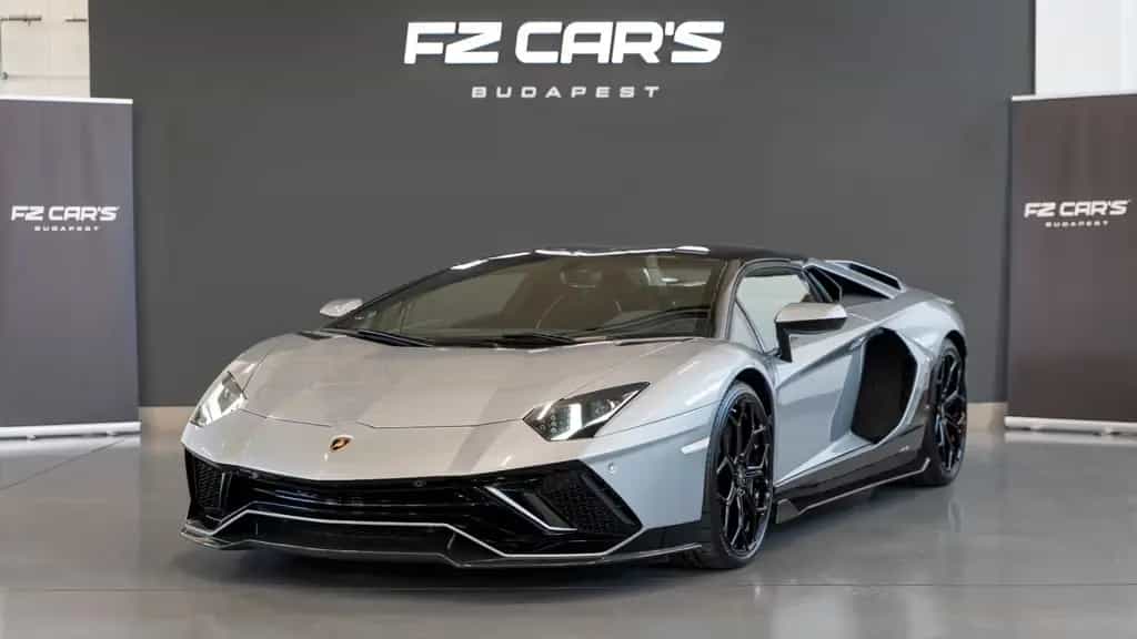 Lamborghini Aventador Ultimae Roadster 1of250 08/2022-photo-0