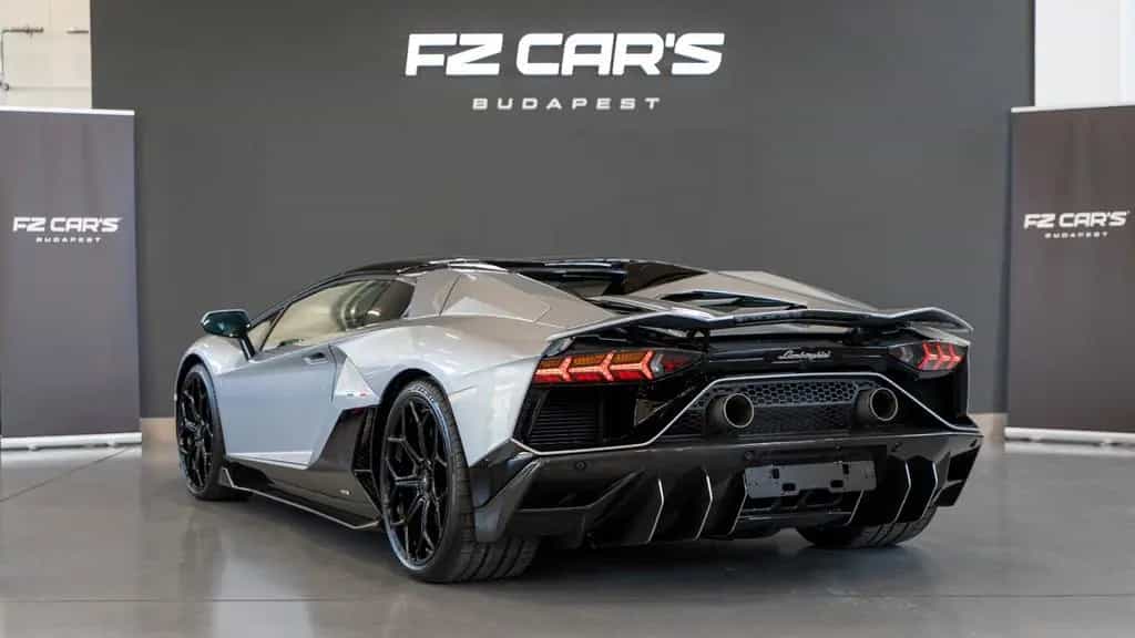 Lamborghini Aventador Ultimae Roadster 1of250 08/2022-photo-2
