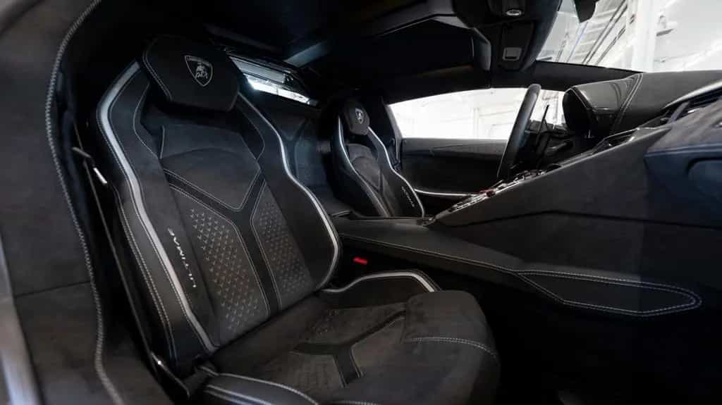 Lamborghini Aventador Ultimae Roadster 1of250 08/2022-photo-8