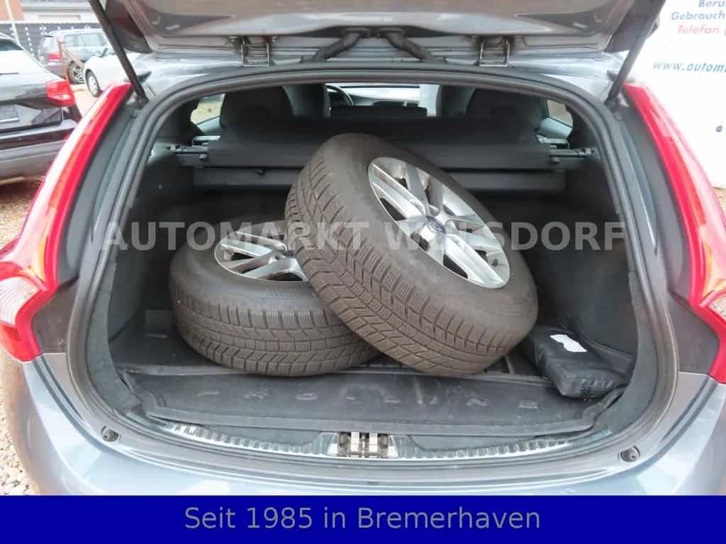 Volvo V60 Cross Country,2,4D,5-Zyl, AWD,1Hd,Scheckheft 01/2016-photo-7