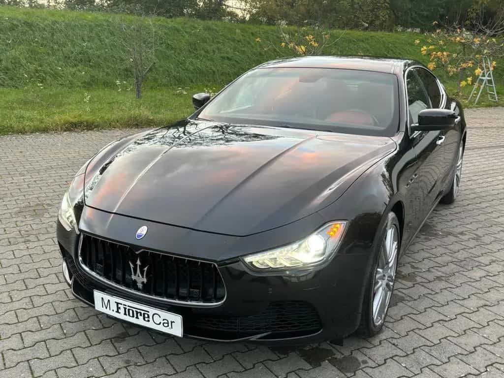 Maserati Ghibli S Q4 V6 06/2016-photo-1