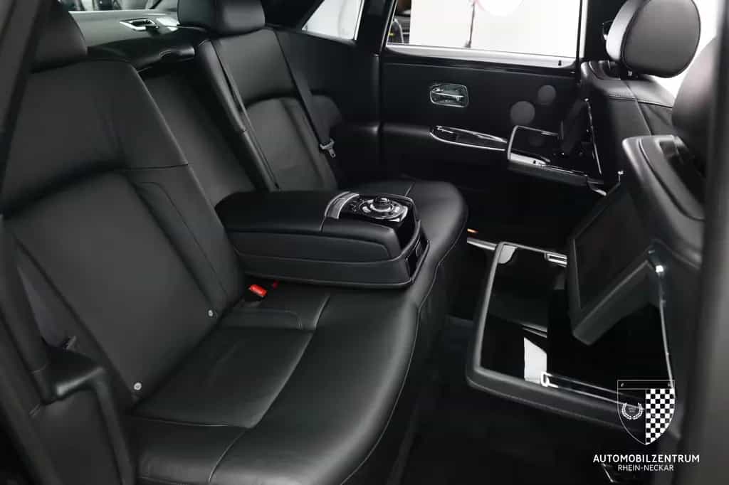 Rolls-Royce Ghost Panorama/Picnic/Theater/Fahrassistenz 12/2009-photo-22