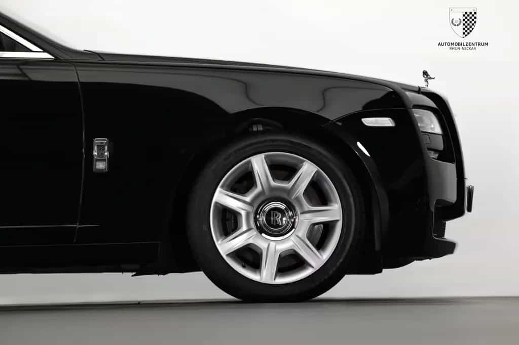 Rolls-Royce Ghost Panorama/Picnic/Theater/Fahrassistenz 12/2009-photo-31
