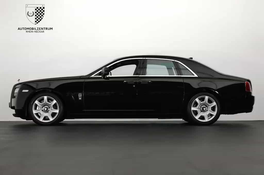 Rolls-Royce Ghost Panorama/Picnic/Theater/Fahrassistenz 12/2009-photo-8