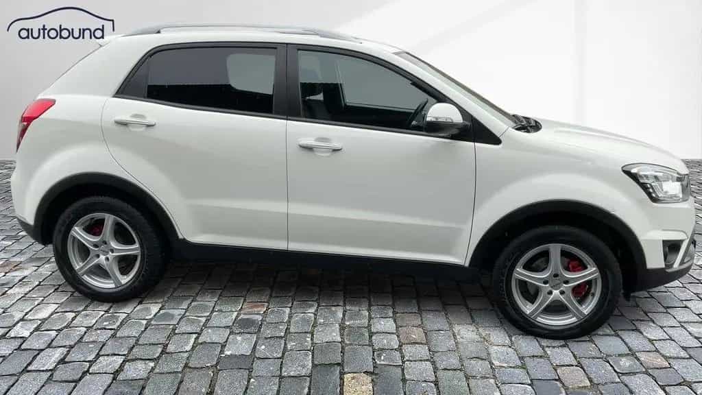 Ssangyong Korando 2,2 e-XDi Alu KA NAV PDC RFK Shz 12/2016-photo-3