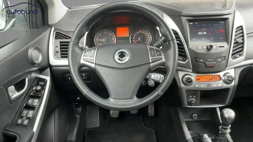 Ssangyong Korando 2,2 e-XDi Alu KA NAV PDC RFK Shz 12/2016-photo-8