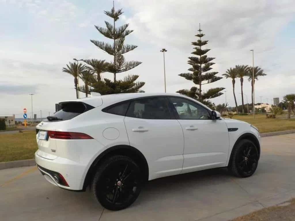 Jaguar E-Pace 2.0D 150 CV AWD aut. R-Dynamic S 02/2019-photo-4