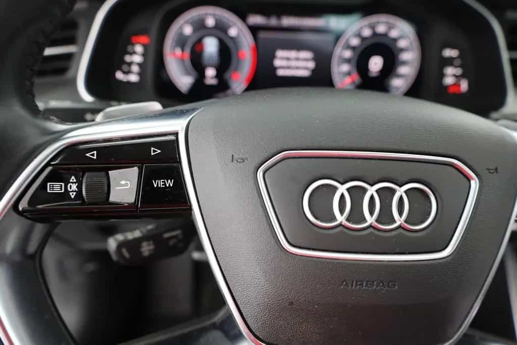 Audi A6 Avant 40 TDI LED Navi ACC Spurhalte AHK Leder 05/2021-photo-14