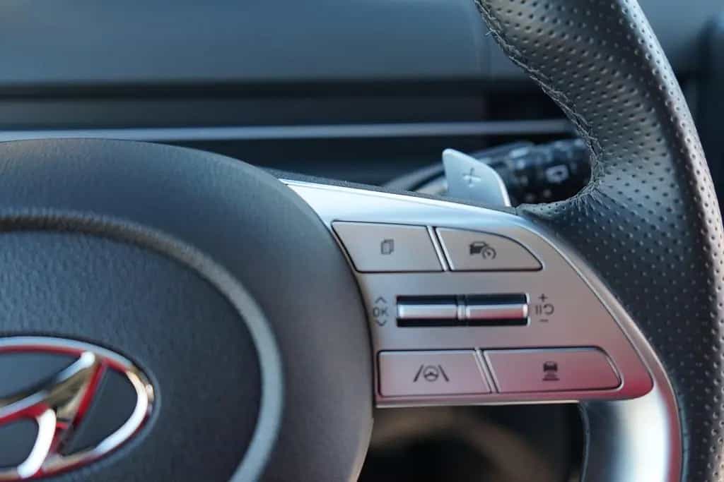Hyundai STARIA 2.2 CRDi Signature DCT 4WD LED 360° Bose 05/2022-photo-24