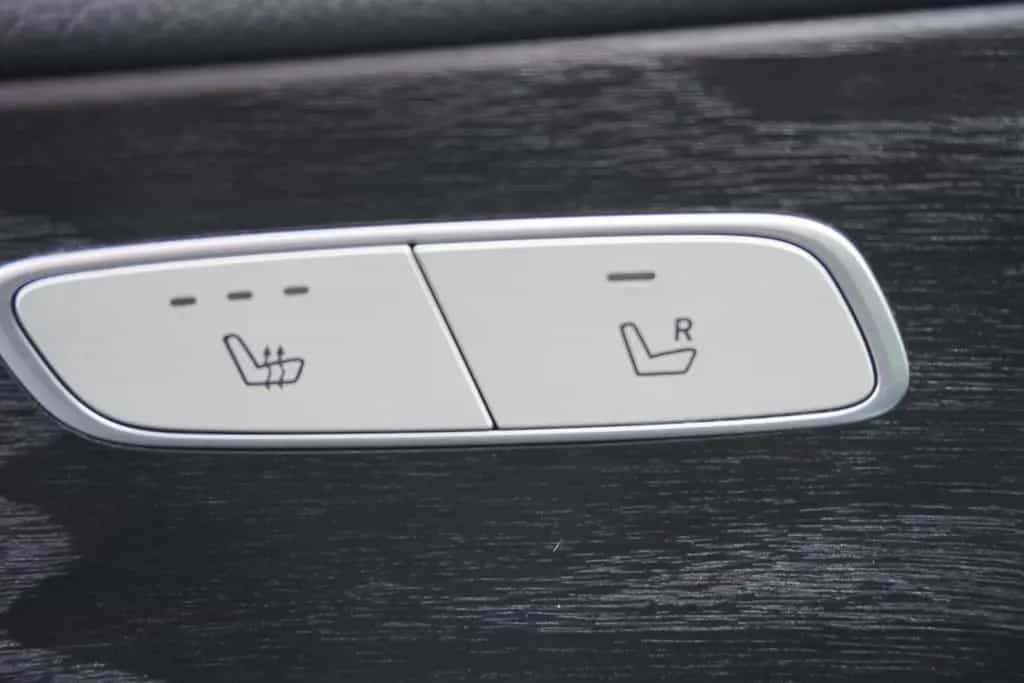 Mercedes-Benz E 300 E300 9G-Tronic LED Navi Schiebedach Leder AHK 06/2017-photo-17