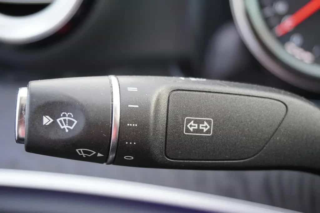 Mercedes-Benz E 300 E300 9G-Tronic LED Navi Schiebedach Leder AHK 06/2017-photo-20