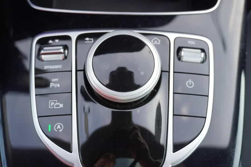 Mercedes-Benz E 300 E300 9G-Tronic LED Navi Schiebedach Leder AHK 06/2017-photo-33