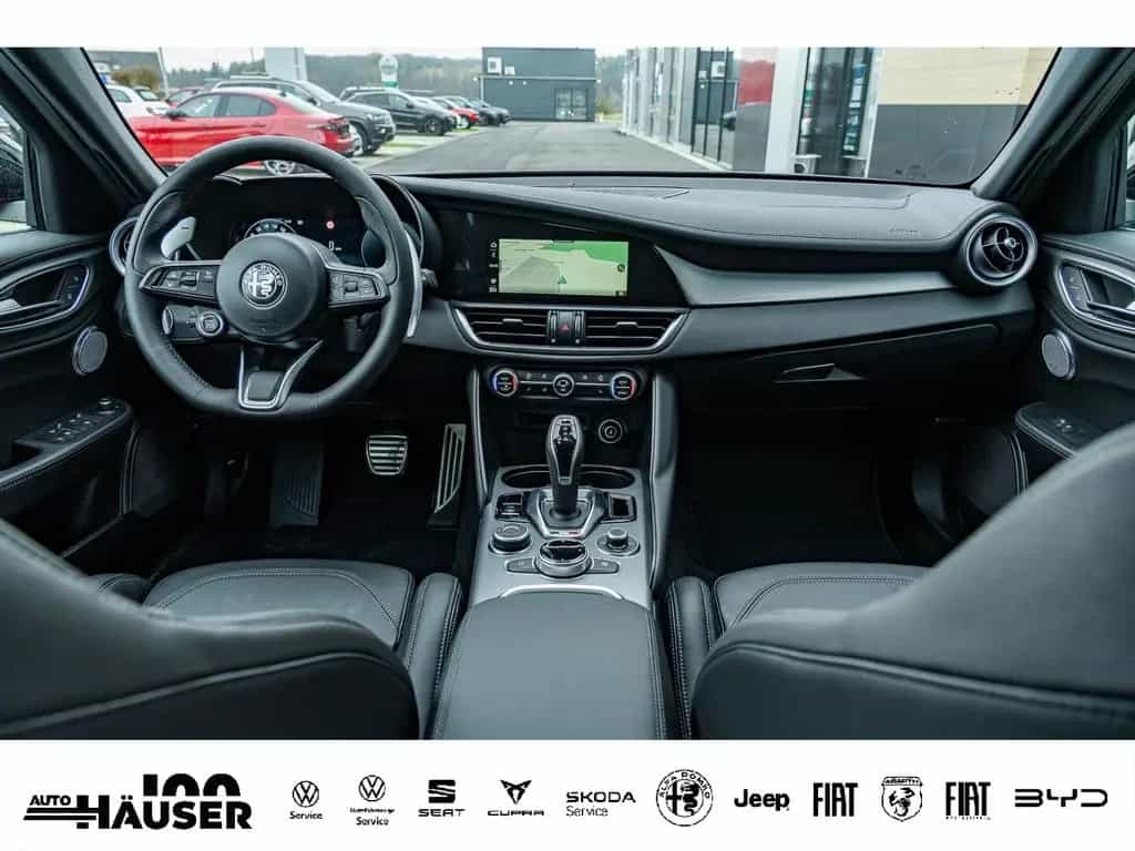 Alfa Romeo Giulia Veloce 2.0 Turbo AT8 Q4 PREMIUM TECHNOLOG 12/2025-photo-12