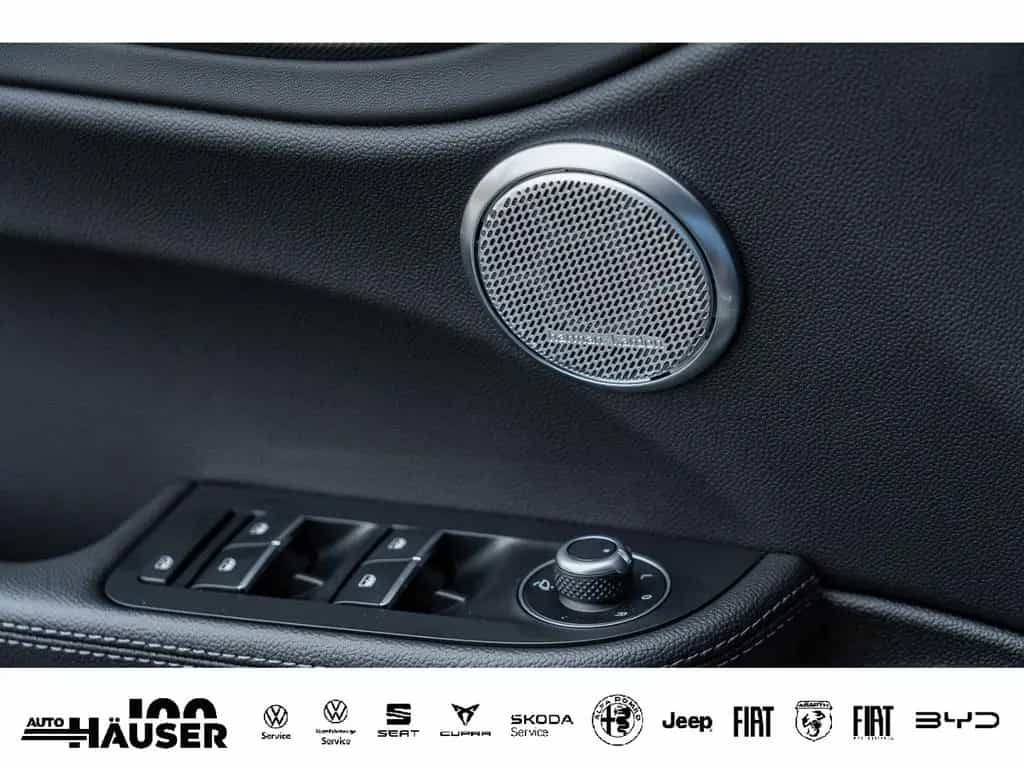 Alfa Romeo Giulia Veloce 2.0 Turbo AT8 Q4 PREMIUM TECHNOLOG 12/2025-photo-18
