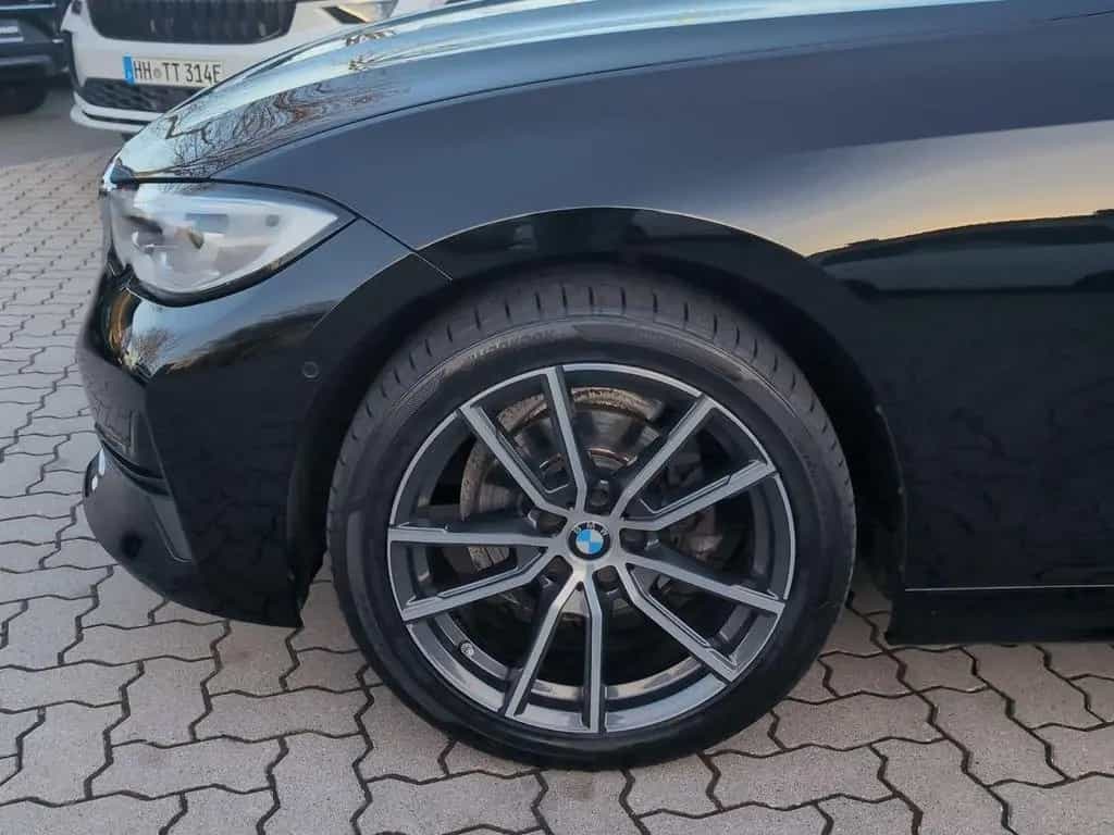 BMW 3 Series 318i Touring Aut. Advantage 08/2020-photo-4