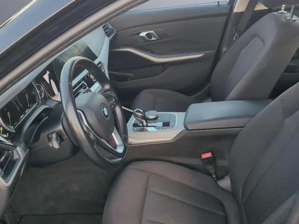 BMW 3 Series 318i Touring Aut. Advantage 08/2020-photo-5