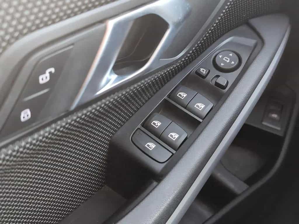 BMW 3 Series 318i Touring Aut. Advantage 08/2020-photo-8