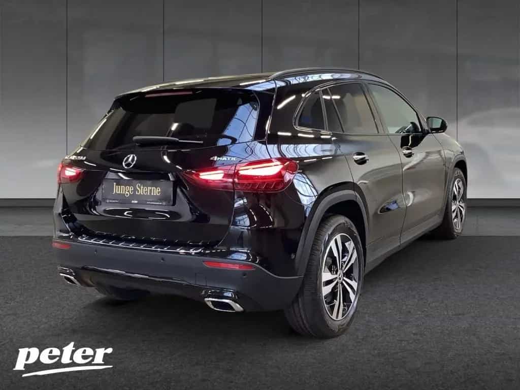 Mercedes-Benz GLA-Class d 4MATIC NIGHT+AHK+PANO+MBUX+18''+8G-DCT 10/2025-photo-3