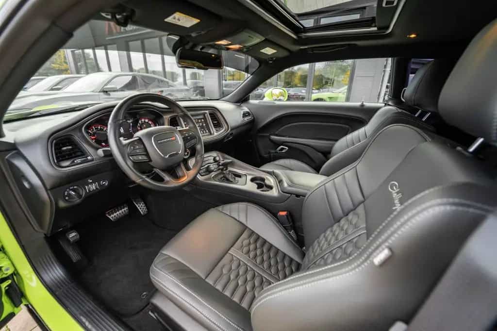 Dodge Challenger 5,7 HEMI V8 Widebody Leder Top 05/2024-photo-42