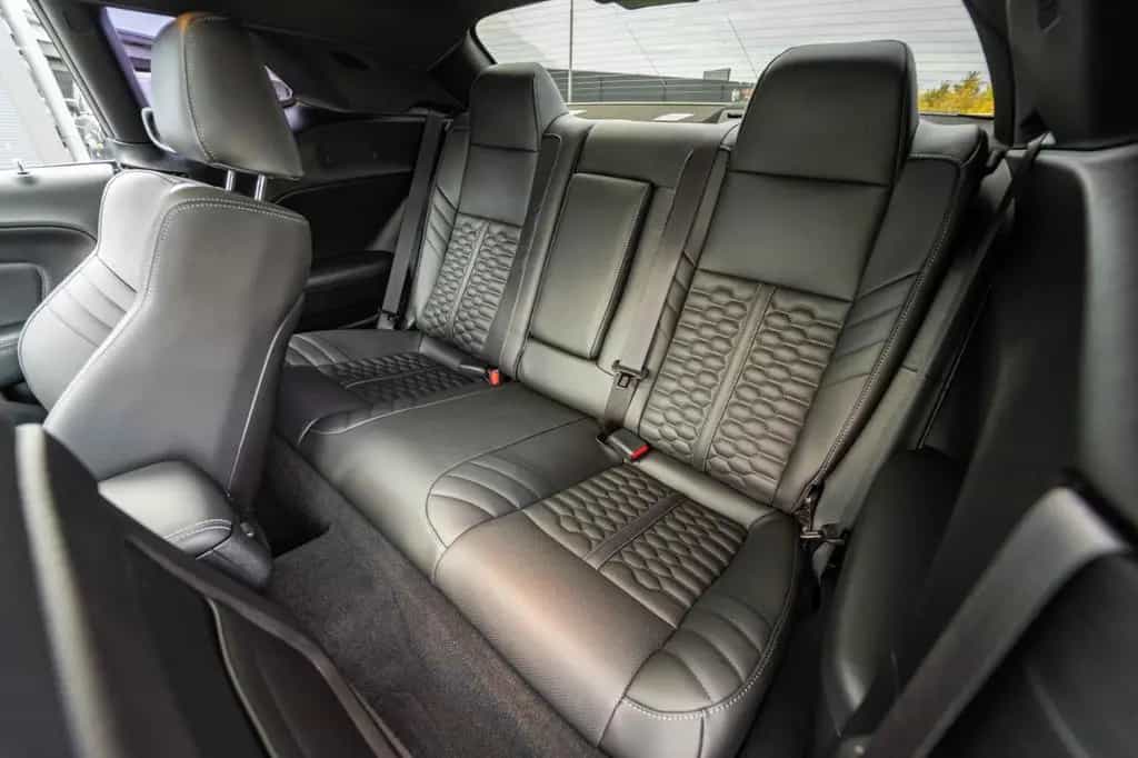 Dodge Challenger 5,7 HEMI V8 Widebody Leder Top 05/2024-photo-44