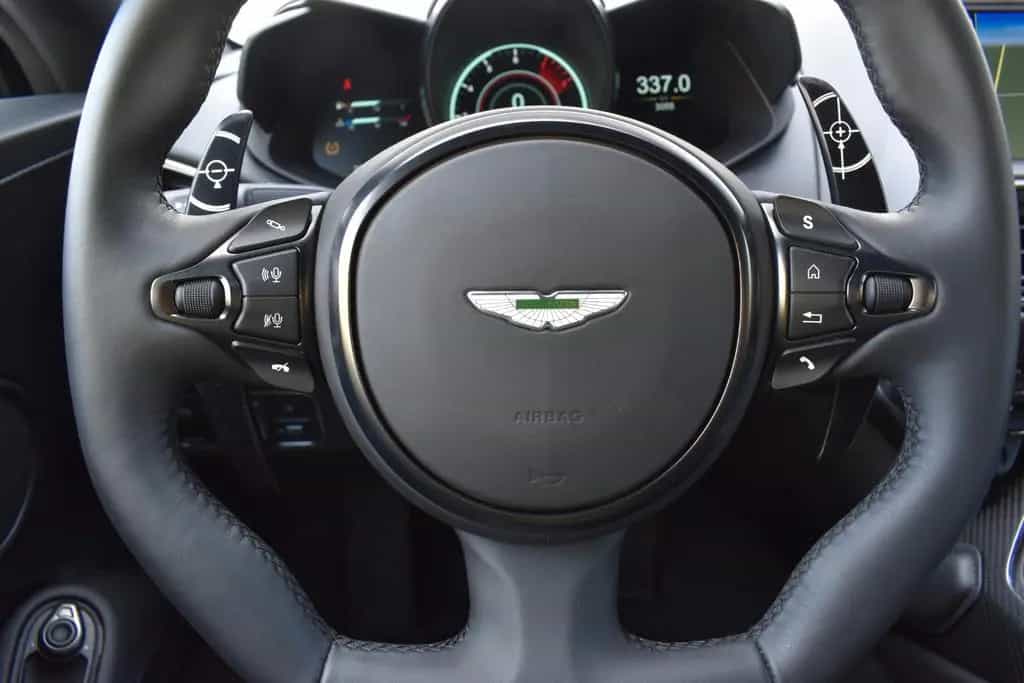 Aston Martin V8 Vantage 4.0 V8 -007 JAMES BOND LIMITED EDITIO 06/2021-photo-22