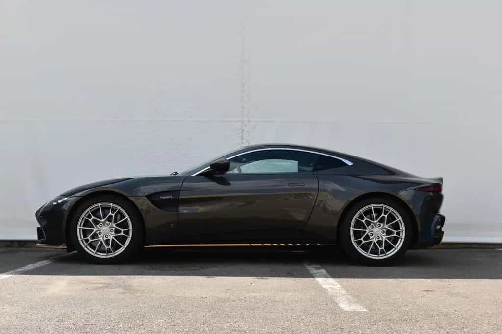 Aston Martin V8 Vantage 4.0 V8 -007 JAMES BOND LIMITED EDITIO 06/2021-photo-8