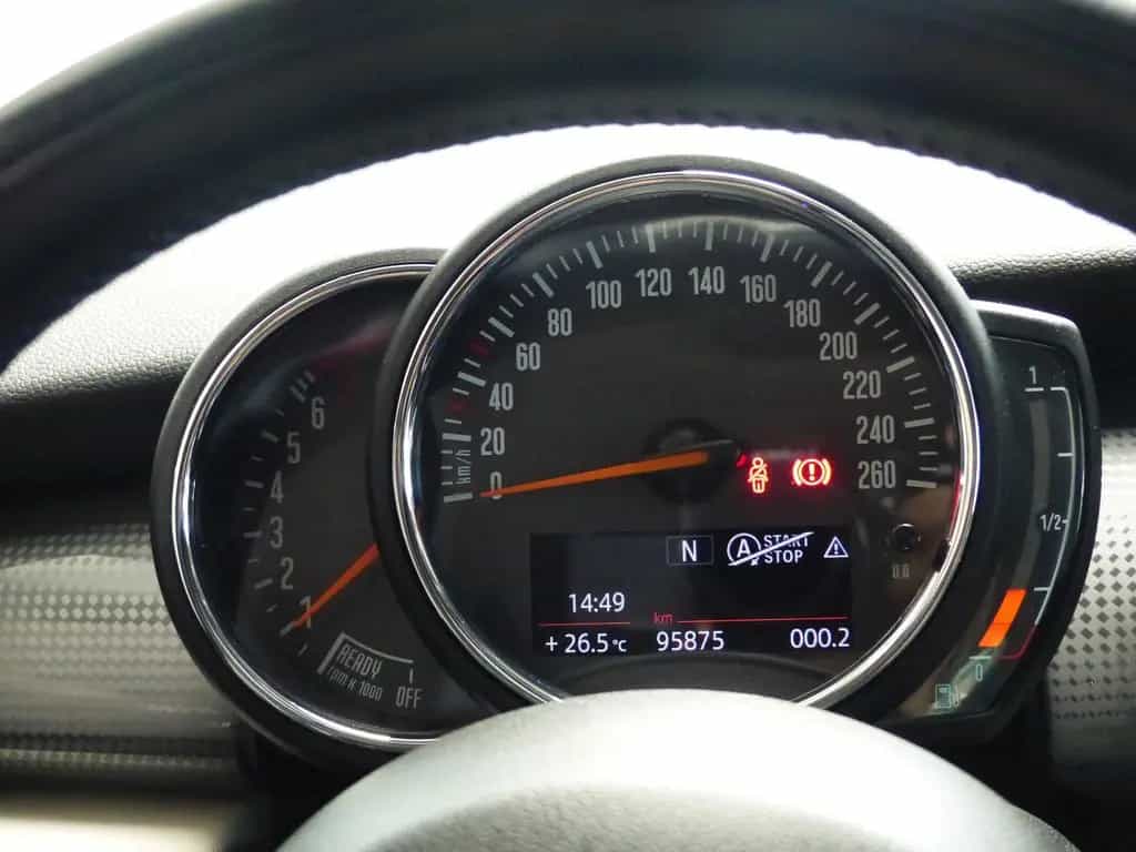 MINI Cooper C hili LED+Glas-SHD+Klimaautom.+PDC+Shzg 09/2017-photo-19