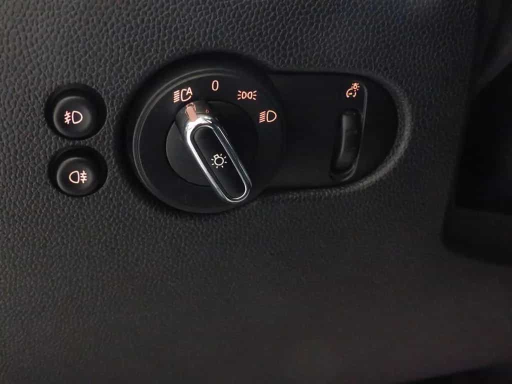 MINI Cooper C hili LED+Glas-SHD+Klimaautom.+PDC+Shzg 09/2017-photo-24