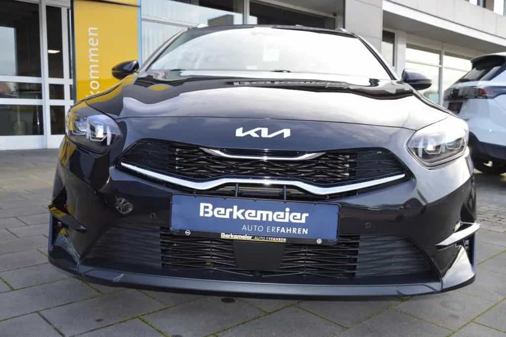 Kia Ceed Sportswagon Spirit SHZ / Kamera / CarPlay 02/2022-photo-1