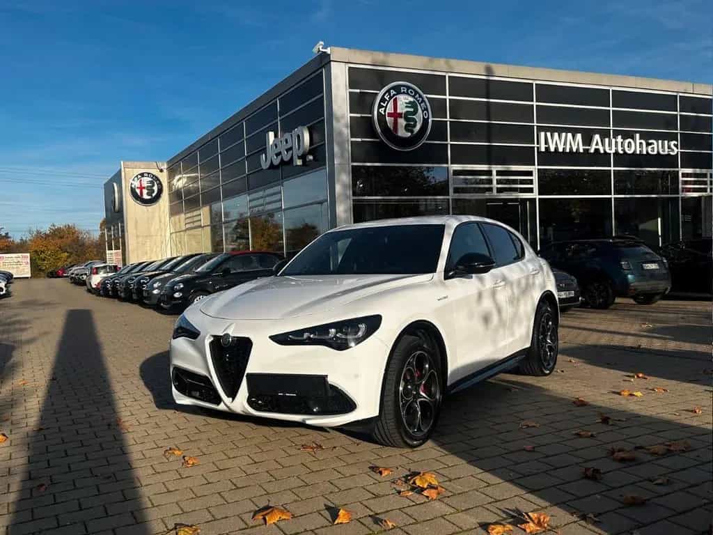Alfa Romeo Stelvio Veloce Q4 elektr. AHK, Premium-Paket 05/2023-photo-0