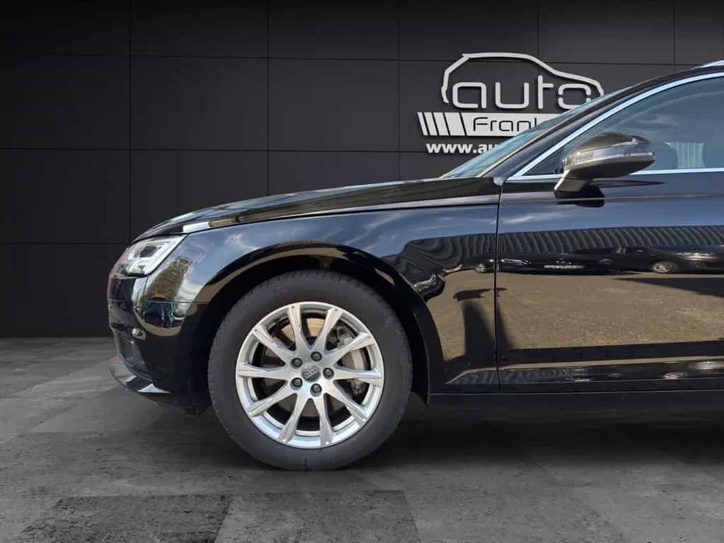 Audi A4 Avant*Quattro*Apple CarPlay*Navi*AHK*Sport* 08/2019-photo-8