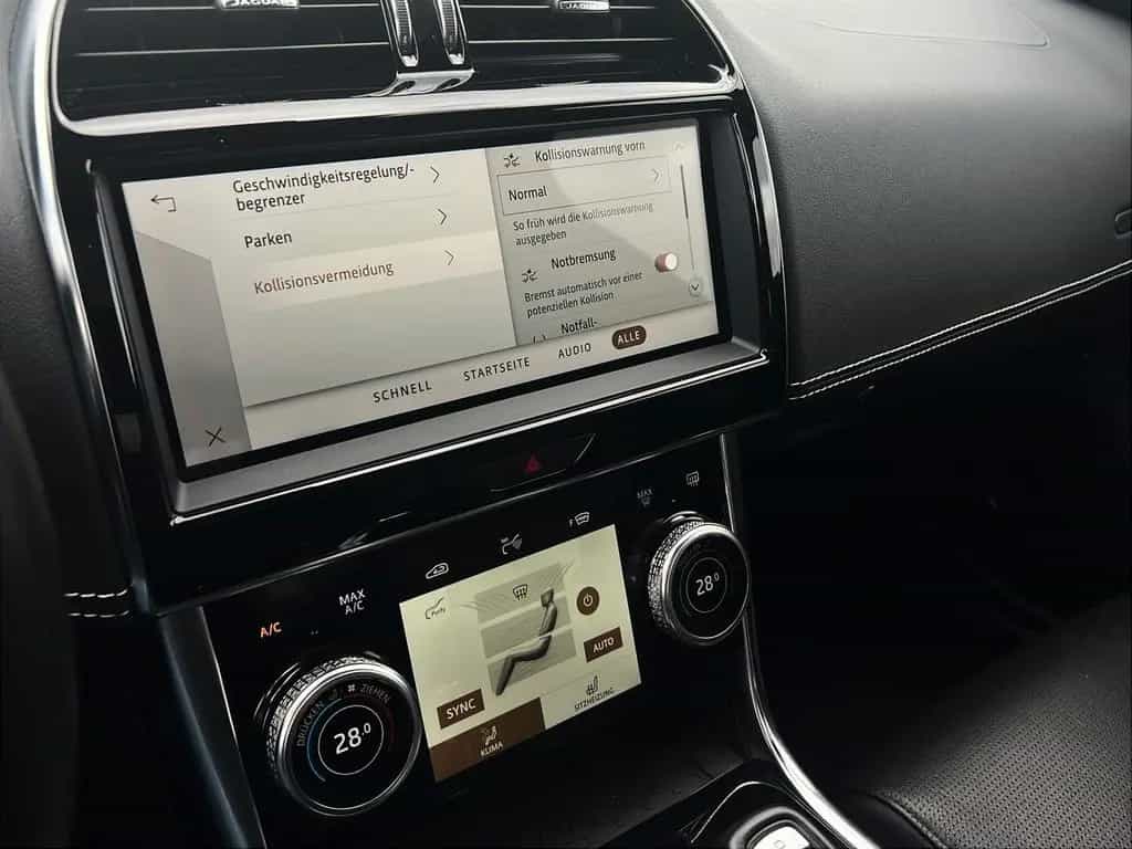 Jaguar XE D200 R-DYNAMIC BLACK AWD/Keyless/HeadUp 03/2022-photo-29