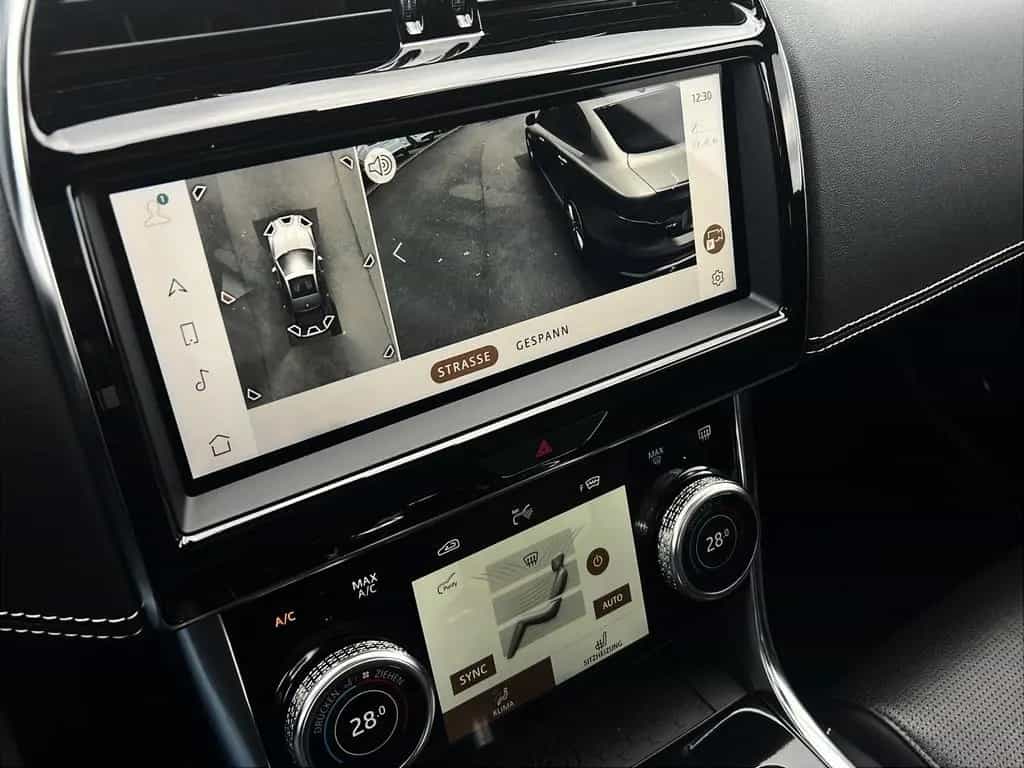Jaguar XE D200 R-DYNAMIC BLACK AWD/Keyless/HeadUp 03/2022-photo-31