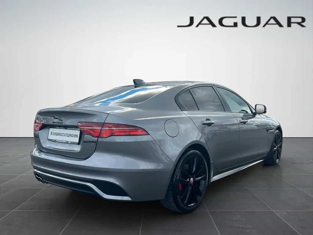 Jaguar XE D200 R-DYNAMIC BLACK AWD/Keyless/HeadUp 03/2022-photo-4