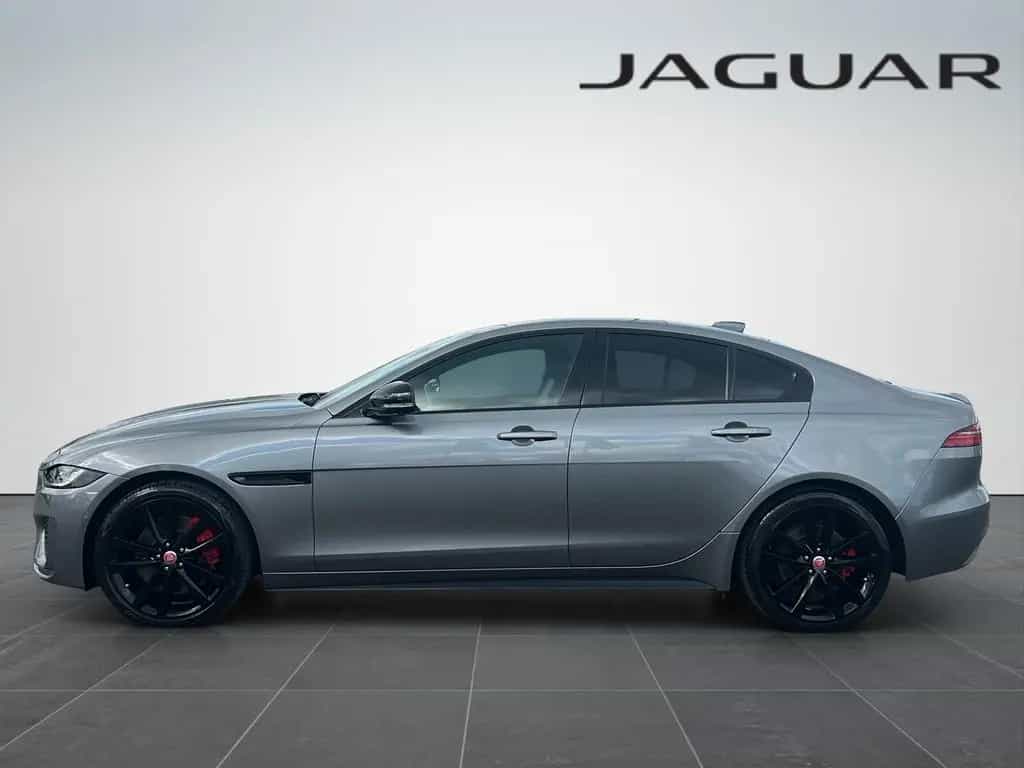 Jaguar XE D200 R-DYNAMIC BLACK AWD/Keyless/HeadUp 03/2022-photo-7