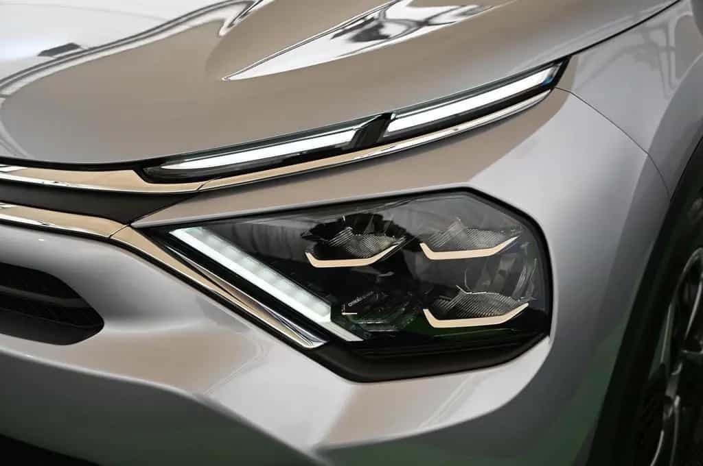 Citroën C4 1.2 PT 130 PLUS LED/NAVI/SHZ/KAELTE-PAKET/18 06/2024-photo-8
