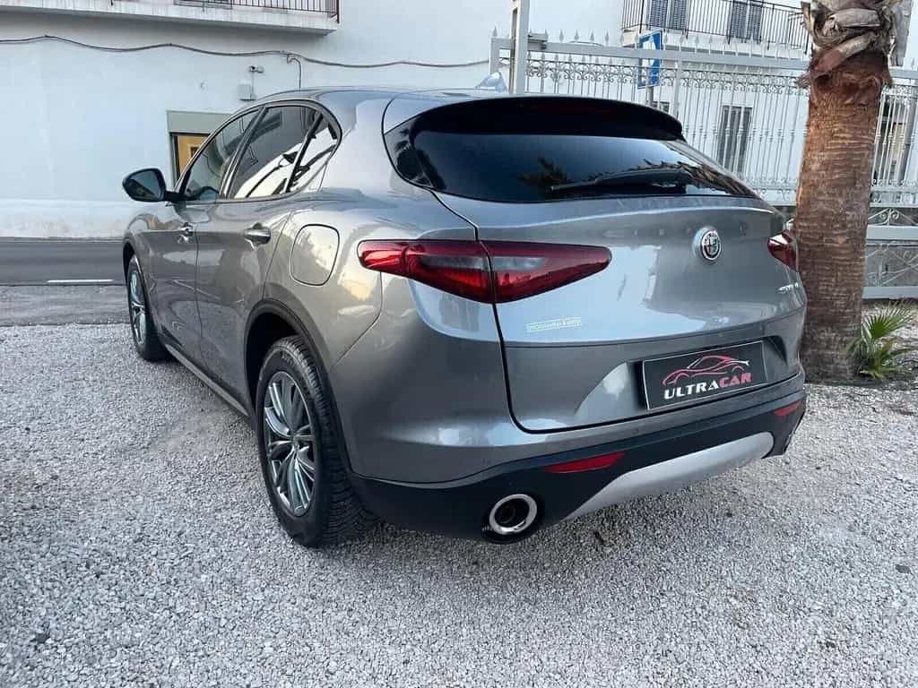 Alfa Romeo Stelvio 2.2 Turbodiesel 160 CV Busine 10/2021-photo-5