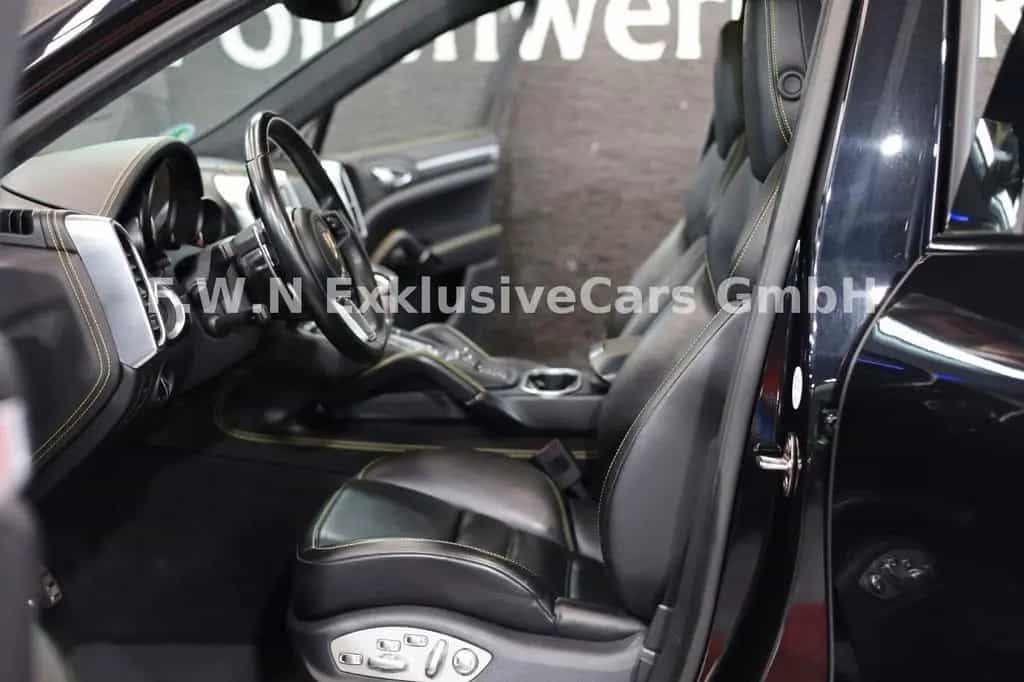 Porsche Cayenne Turbo S*TV*ACC*Pano*Matix*Burmester 11/2016-photo-1