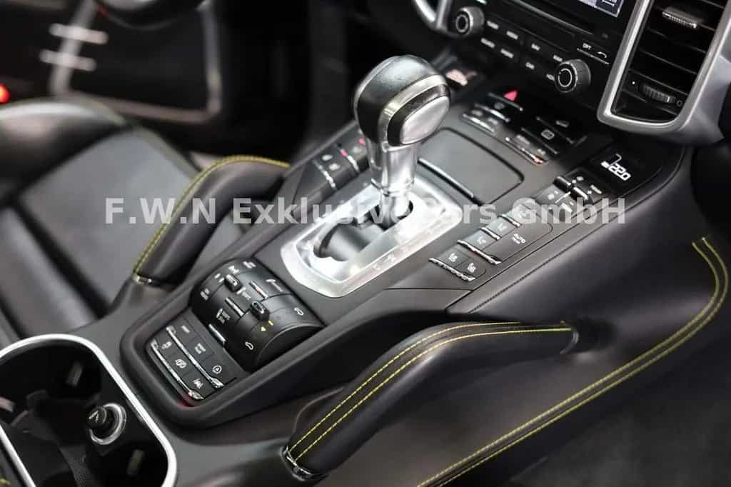 Porsche Cayenne Turbo S*TV*ACC*Pano*Matix*Burmester 11/2016-photo-15